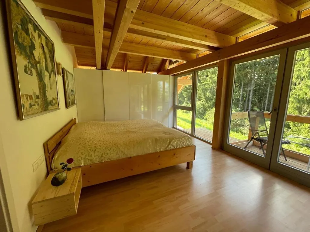 Apartments in Blockhaus im Wald Siegsdorf Ferienhaus